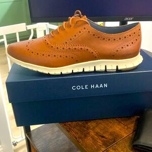 Women’s ZEROGRAND WNGOX CLII by Cole Haan size 8